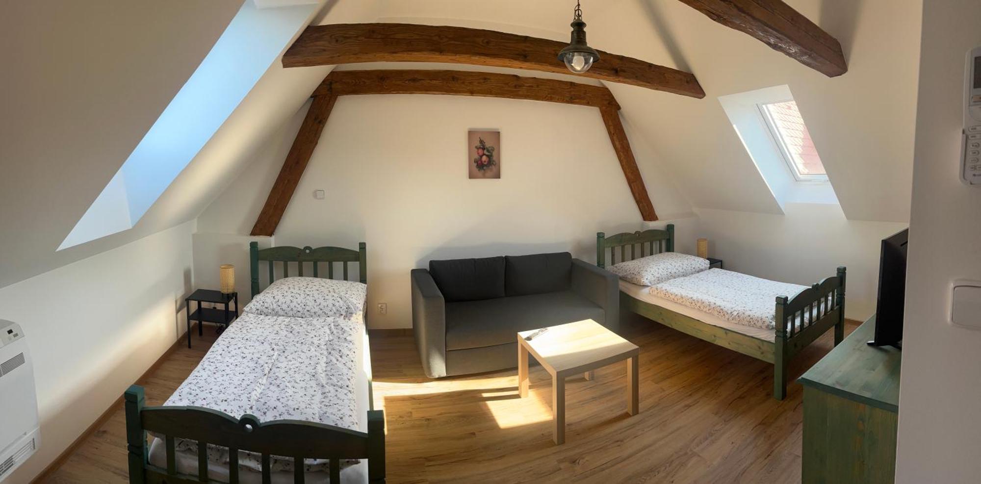 Apartmany Statek Bezdedice Hostomice Exterior foto